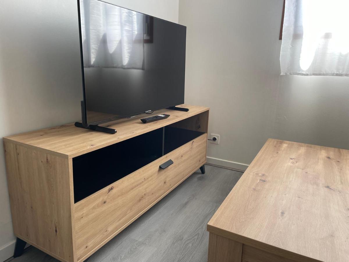 Immeuble Les Perdrix Apartamento Quimper Exterior foto